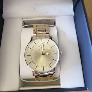 New Men's Beverly Hills Polo Club Gold Tone Bracelet Watch